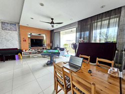 Oasis @ Elias (D18), Condominium #581971511